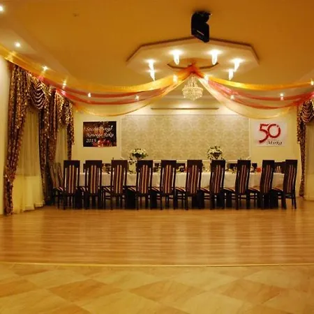 Motel Noclegi Kochlice Kochlice