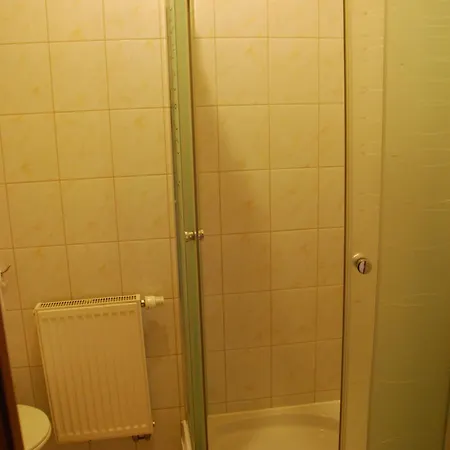 Motel Noclegi Kochlice