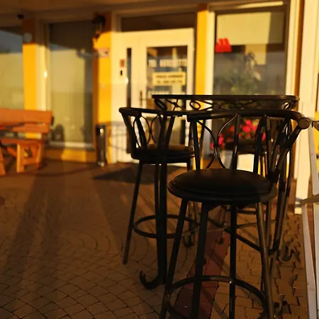 Motel Noclegi Kochlice