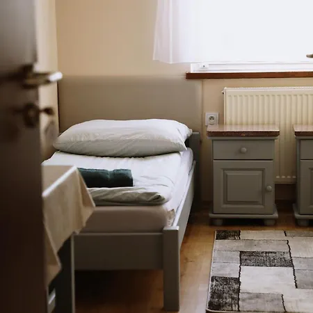 Motel Noclegi Kochlice Kochlice