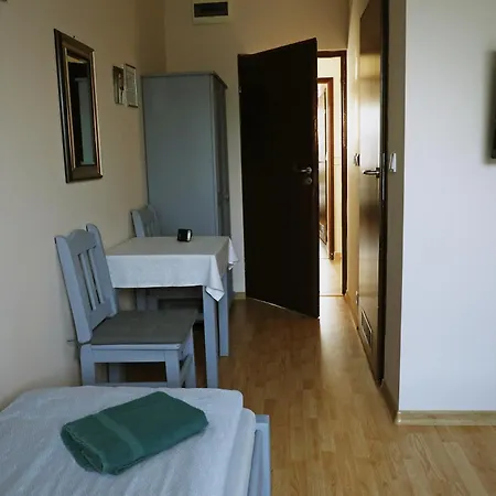 Motel Noclegi Kochlice *