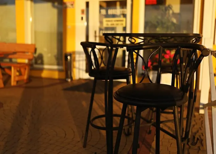 Motel Noclegi Kochlice