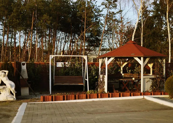Noclegi Kochlice Motel