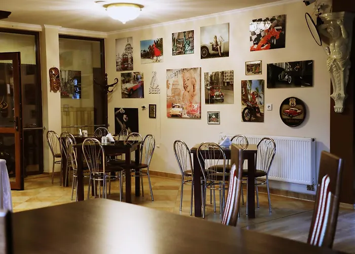 Noclegi Kochlice Motel