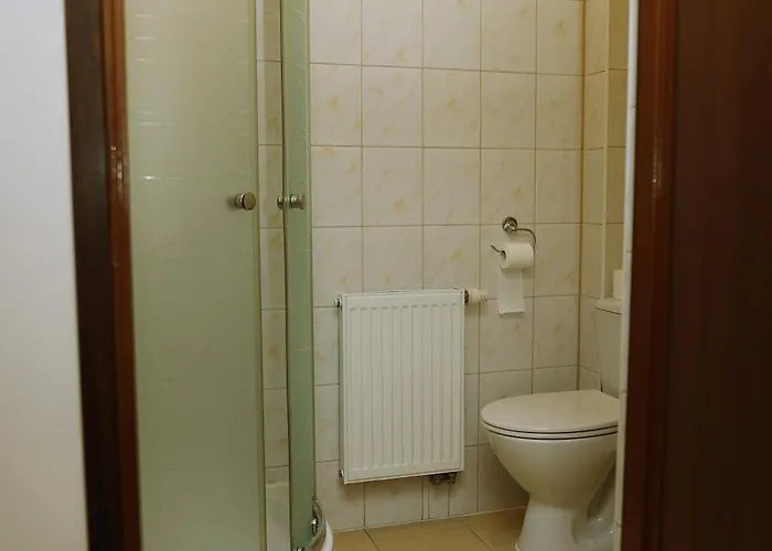 Motel Noclegi Kochlice